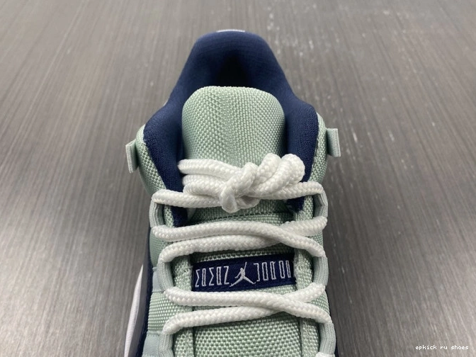 Cheap Georgetown Retro Jordan 528895-007 11 Air Low 0720